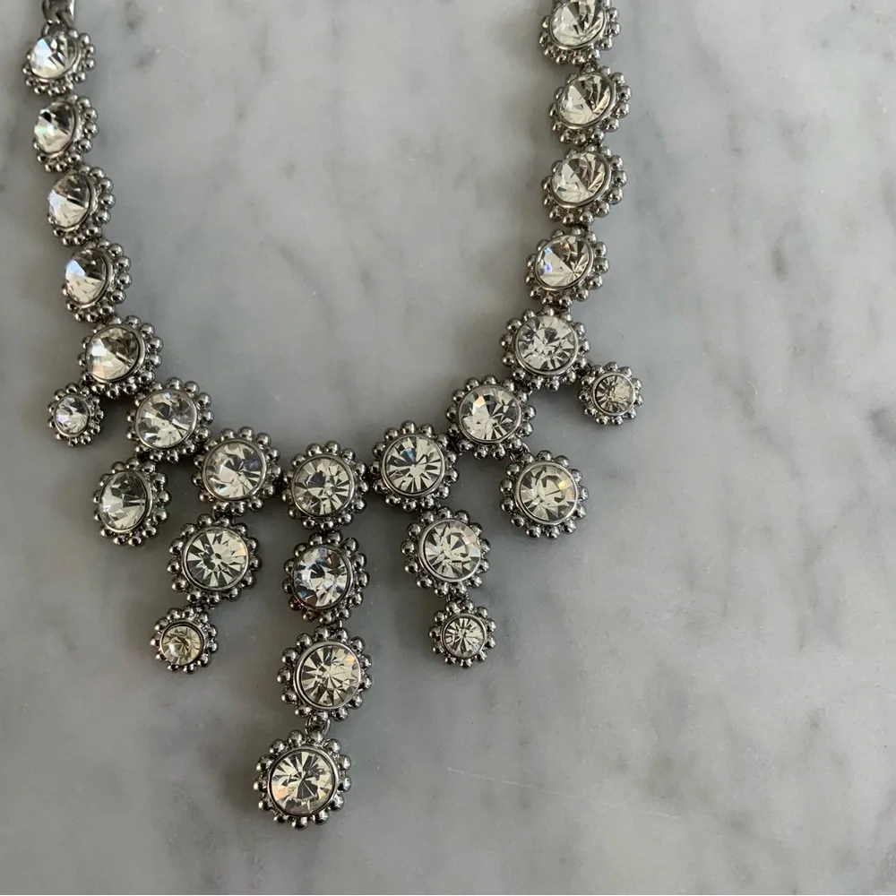 Nordstrom silver rhinestone statement necklace - Picture 4 of 4